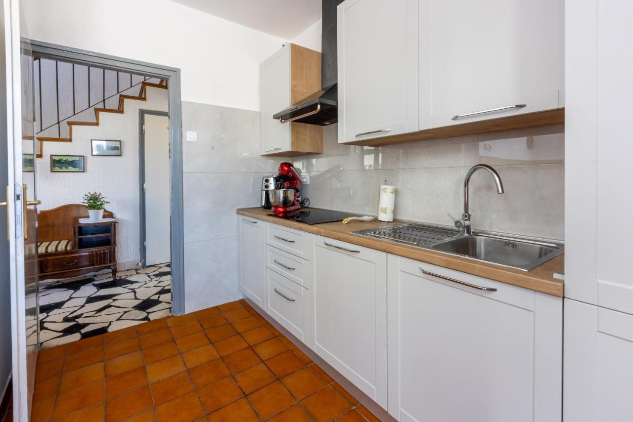 Apartment Mira "Pet Friendly" Crikvenica Exterior photo