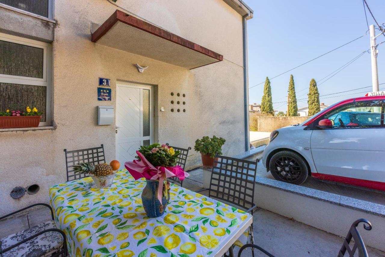 Apartment Mira "Pet Friendly" Crikvenica Exterior photo