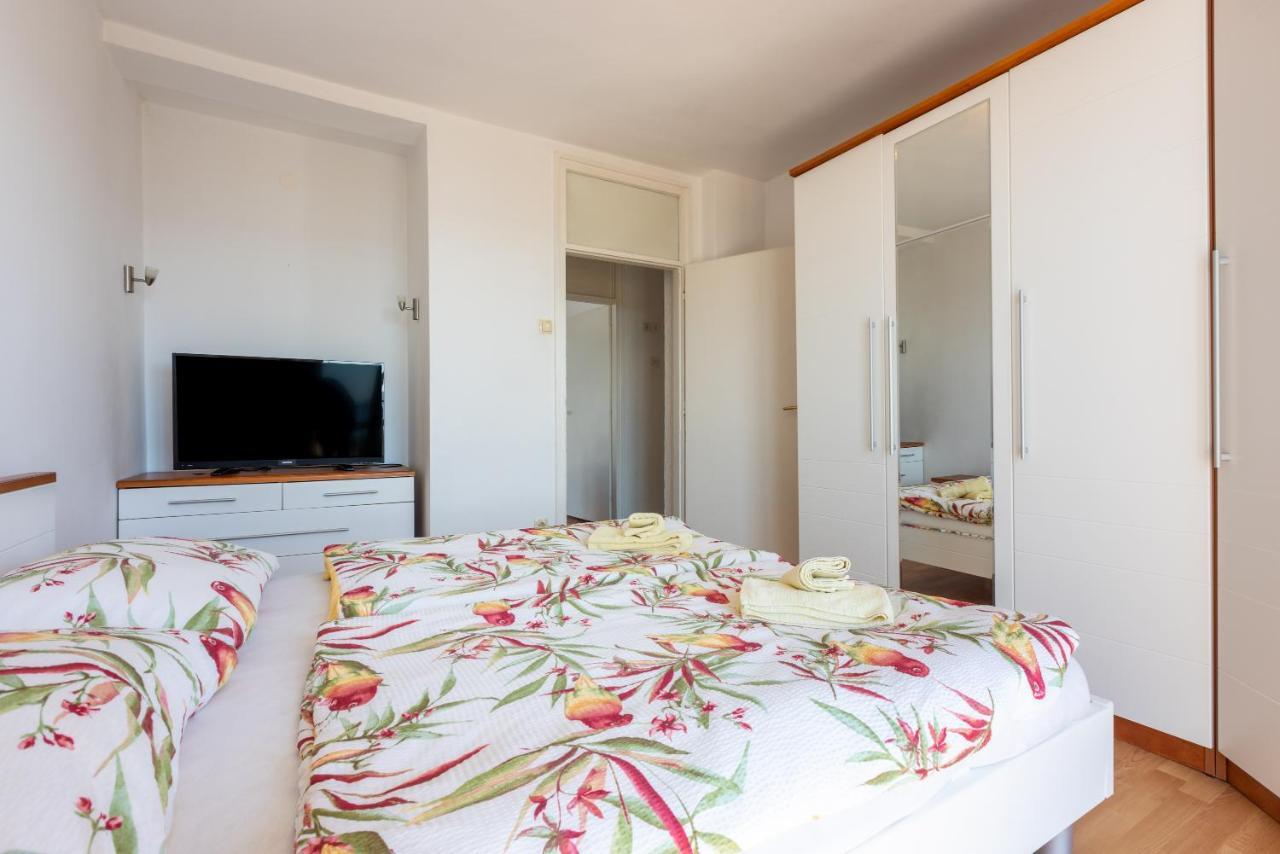 Apartment Mira "Pet Friendly" Crikvenica Exterior photo