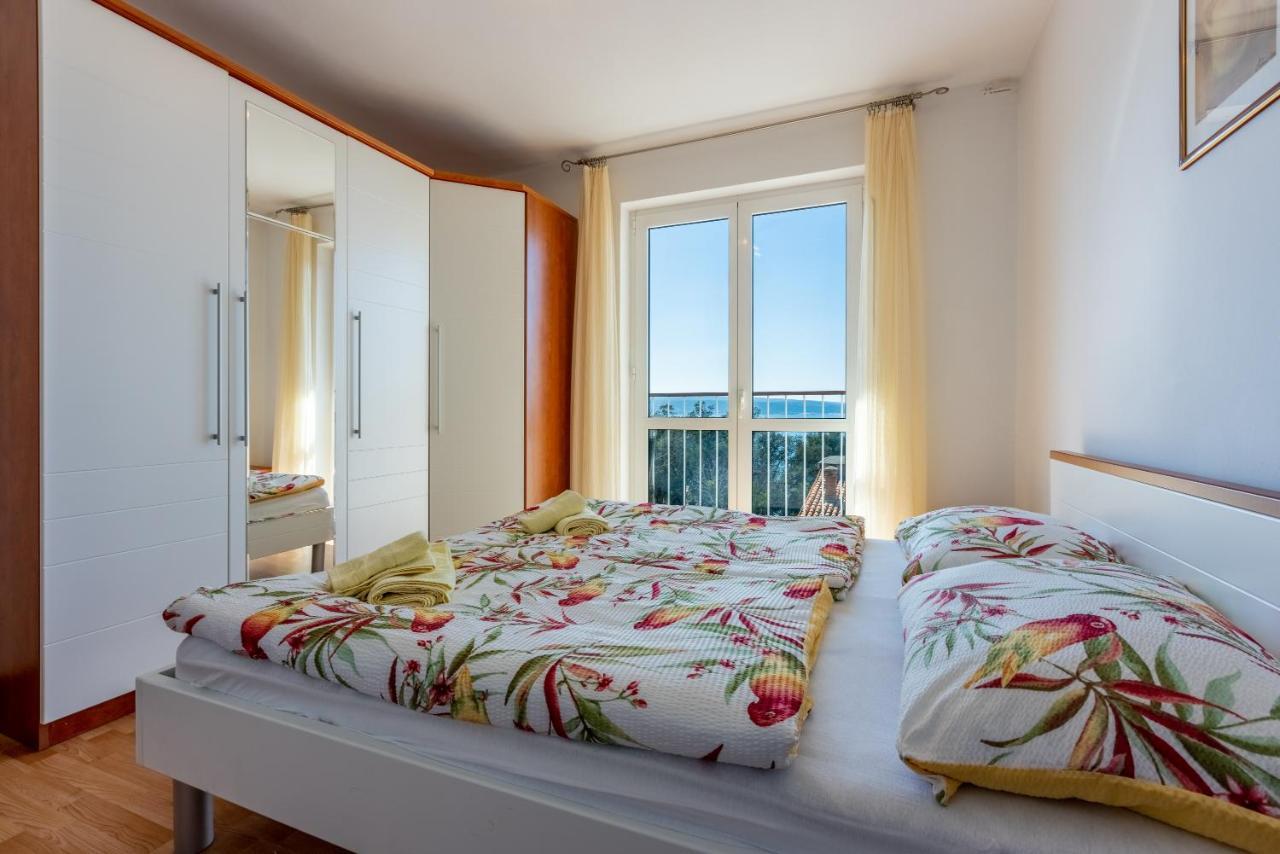 Apartment Mira "Pet Friendly" Crikvenica Exterior photo