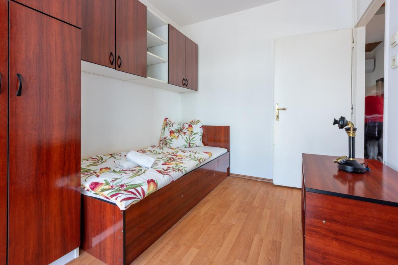 Apartment Mira "Pet Friendly" Crikvenica Exterior photo